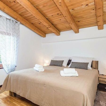 Villa Nino Ловран Экстерьер фото