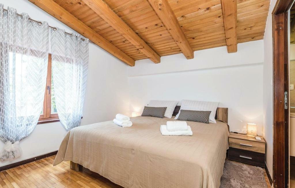 Villa Nino Ловран Экстерьер фото