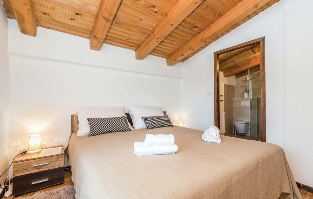 Villa Nino Ловран Экстерьер фото